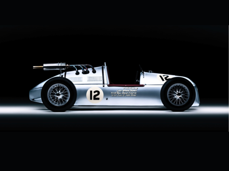 Vanguard Car RA4